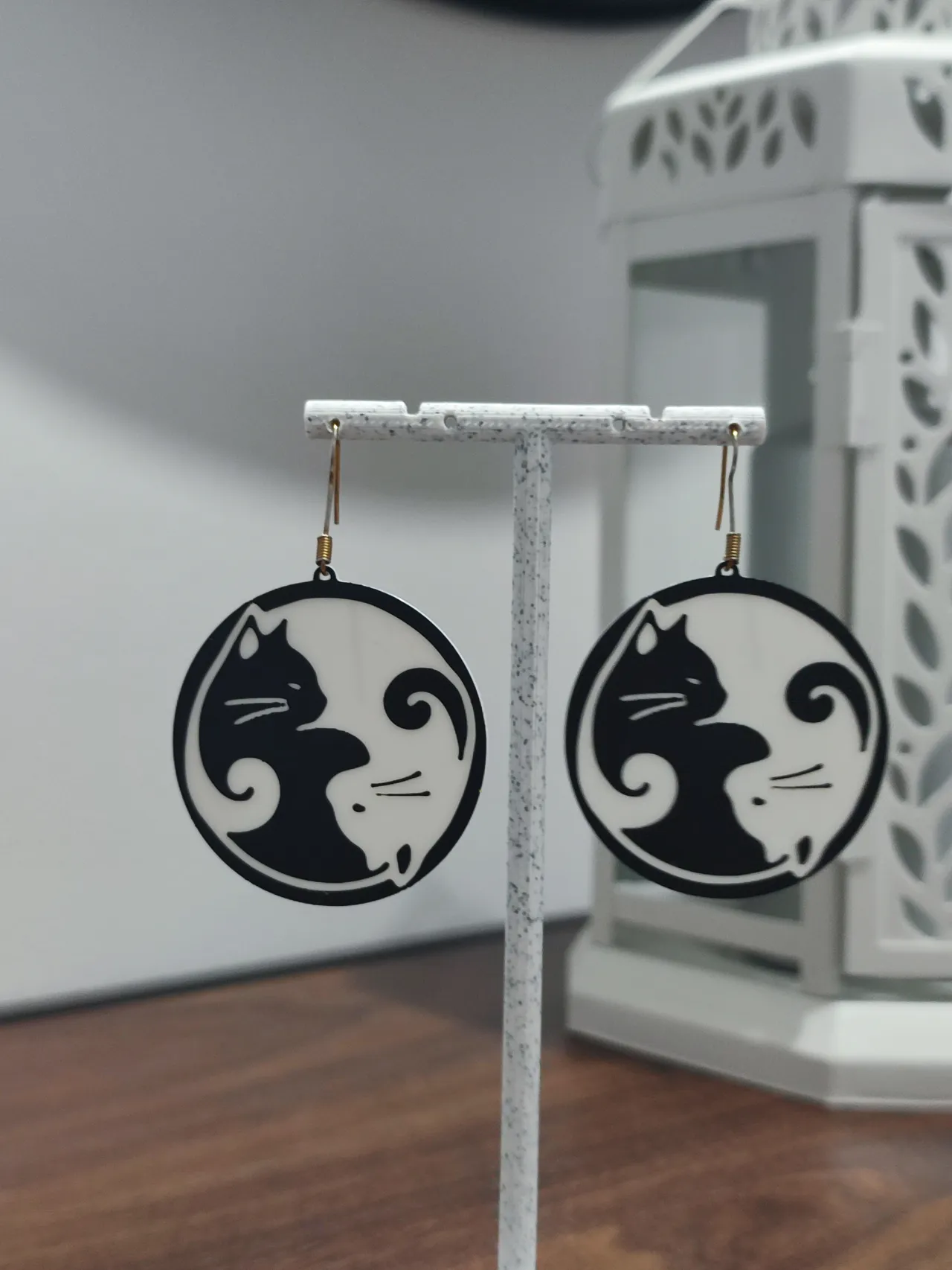 Aretes Yin Yang Felino view 2
