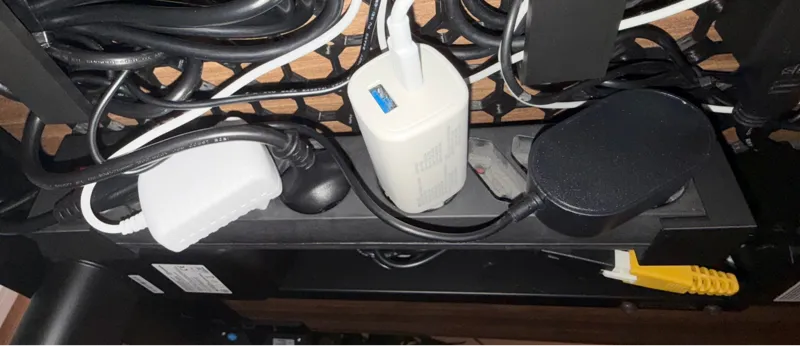 Underware Power Socket Holder
