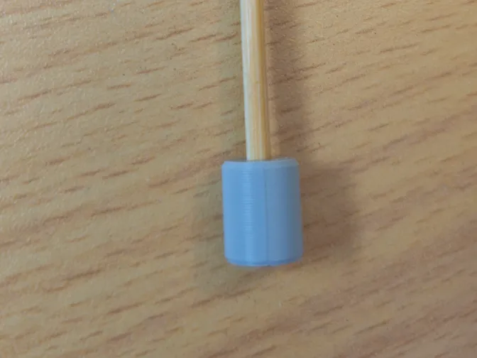 Magnet base for painting sticks