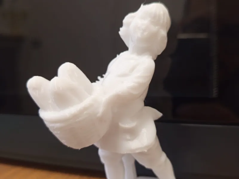 Statuina presepe (ragazzo con pane)