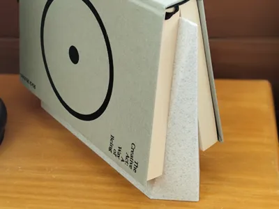 Standing bookmark holder