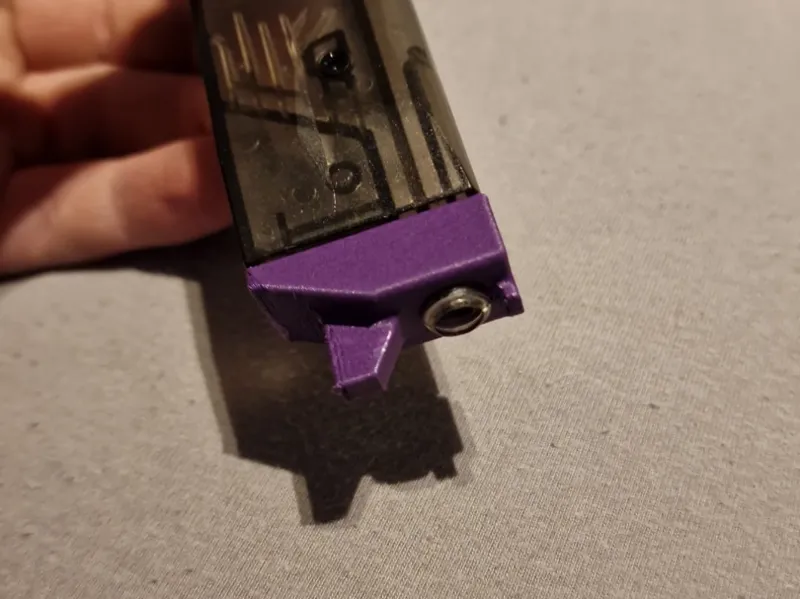 The Thumb Saver speedloader attachment