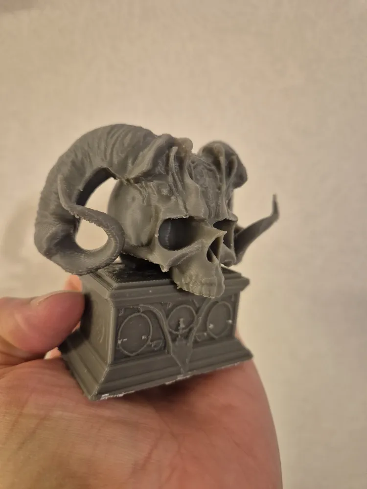 Demon skull on an altar - Free 3D Print Model - MakerWorld