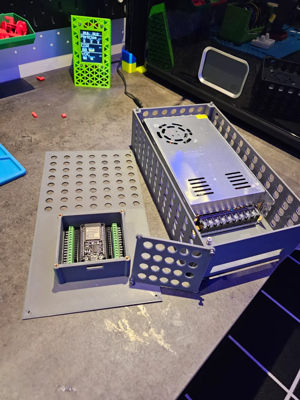 Power supply case with ESP32 Breakout board mount by henrik_nystrom ...