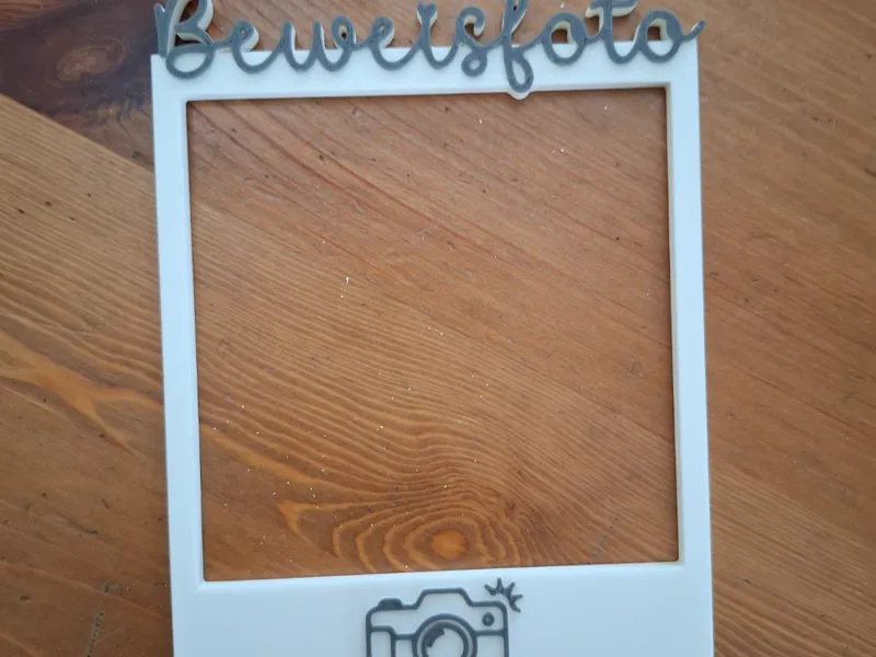 Polaroid Beweisfoto