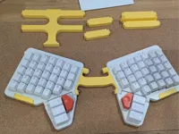 Équerres de fixation pour clavier Moonlander — photo 1