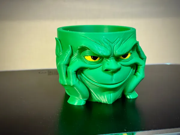 https://makerworld.bblmw.com/makerworld/model/US44dce17ef83242/design/2025-12-02_2ba8e3f3720048.jpg