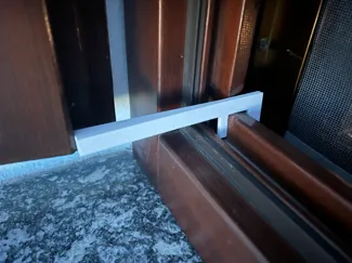 Blocco Sicurezza per Infissi in Legno  