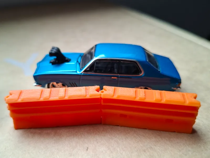 Gaslands Scale - Water Filled Safety Barrier