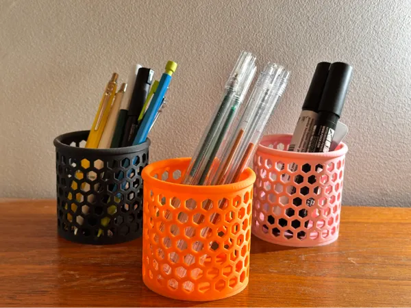 Pot à crayons nid d'abeille