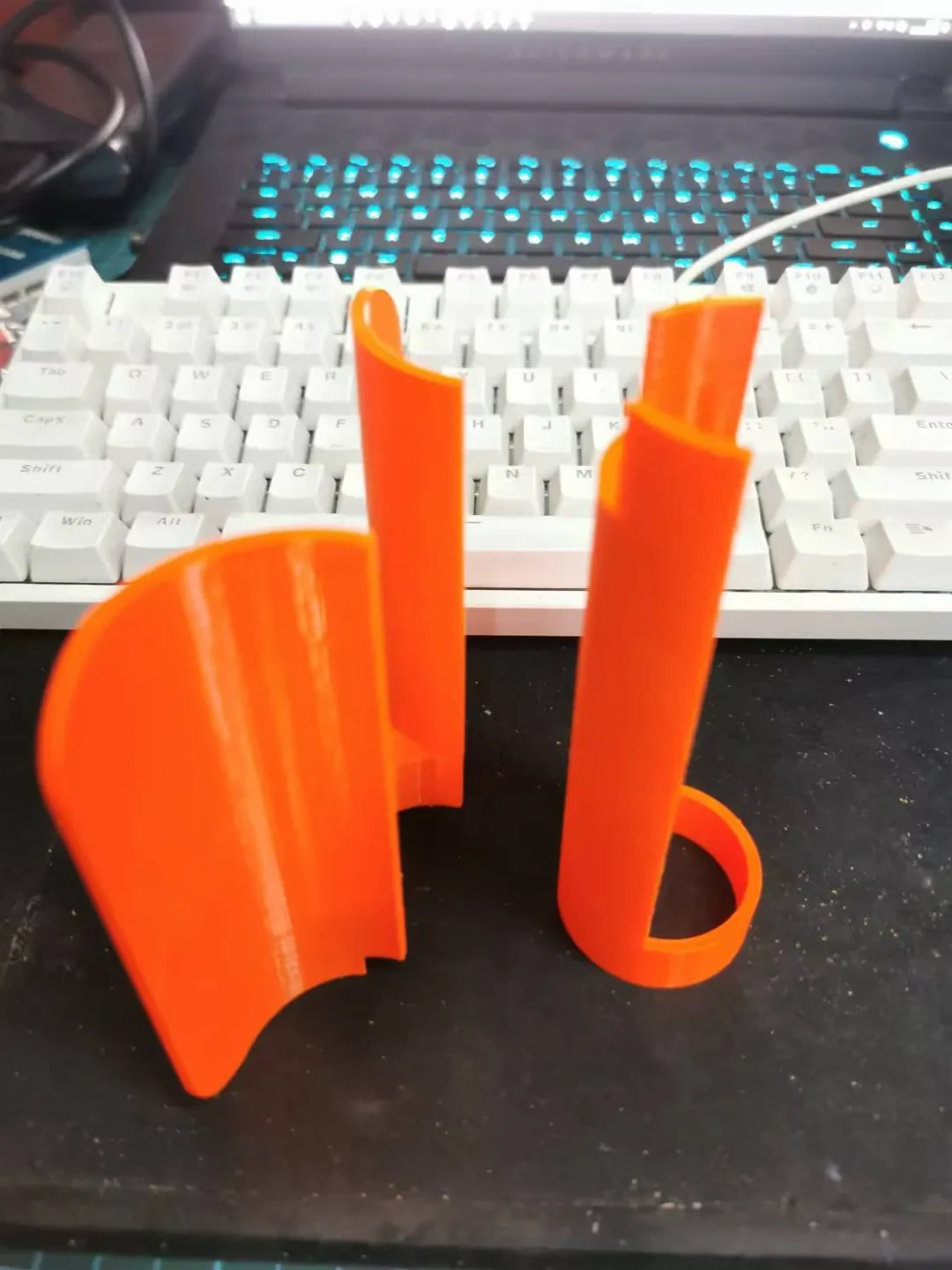 Miniatura 3 do modelo 3D 30元智能宠物喂食投喂器