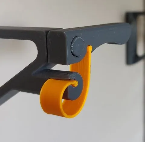 Paper towel Holder - Print in place / Quick release and load view 3