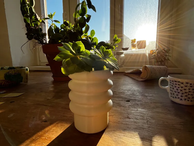 1015_miniature #15_round up vase_16-11-24
