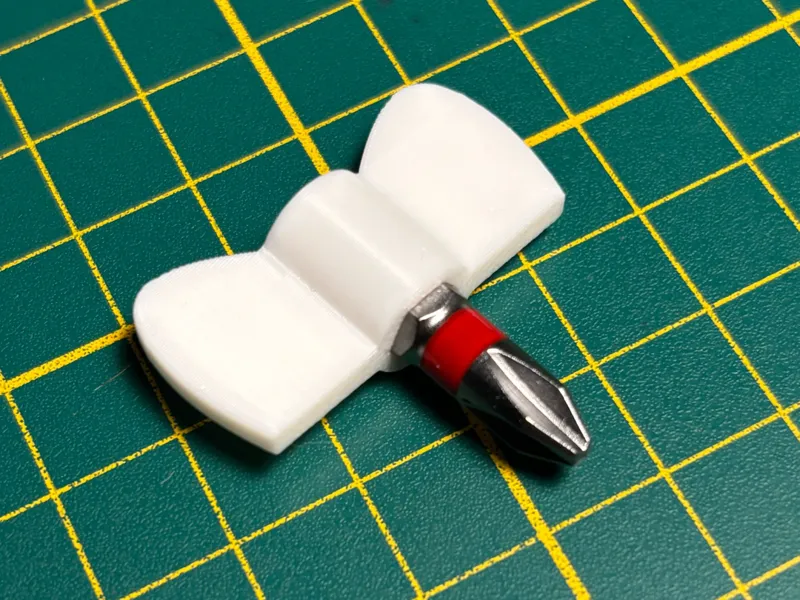 Butterfly mini bit screwdriver