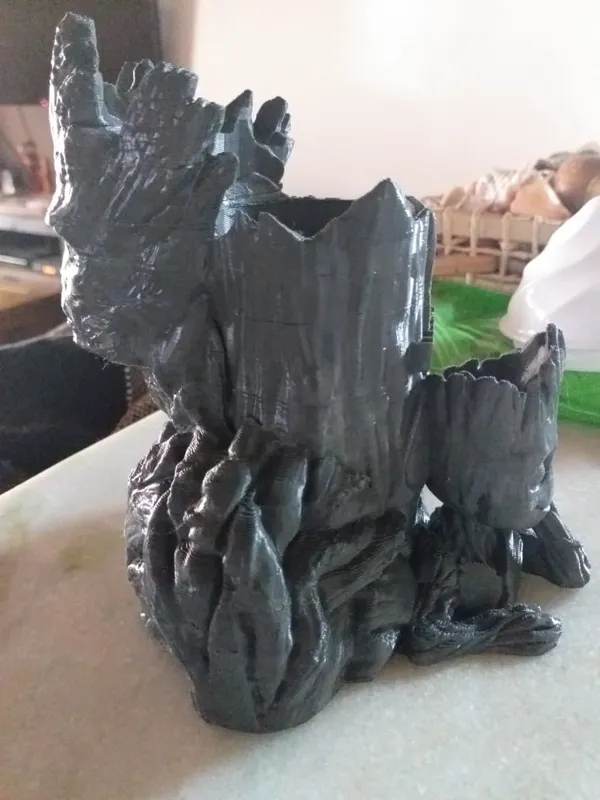 Pot à crayons Groot et Bébé Groot