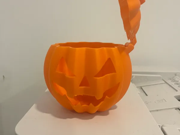 https://makerworld.bblmw.com/makerworld/model/US450e213bbb77f0/design/2025-10-25_a12a2a99bff578.jpg