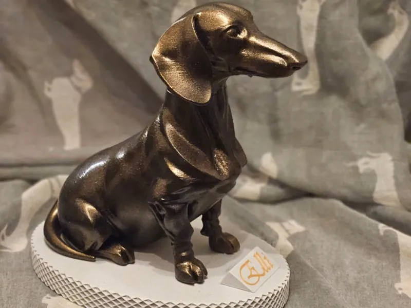 Dackel Statue