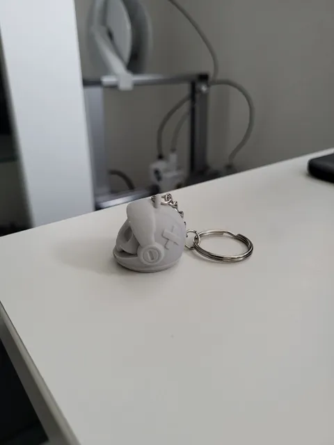 Cute Skull Astronaut - Keychain view 3