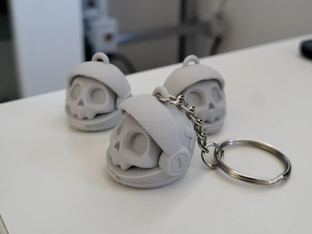 Cute Skull Astronaut - Keychain by Mango3D MakerWorld: Download Free 3D Models - 3D model önizlemesi
