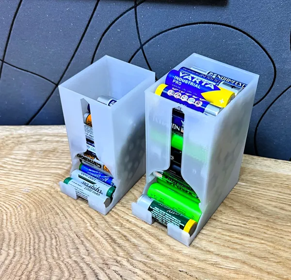 Distributeur de piles AA et AAA