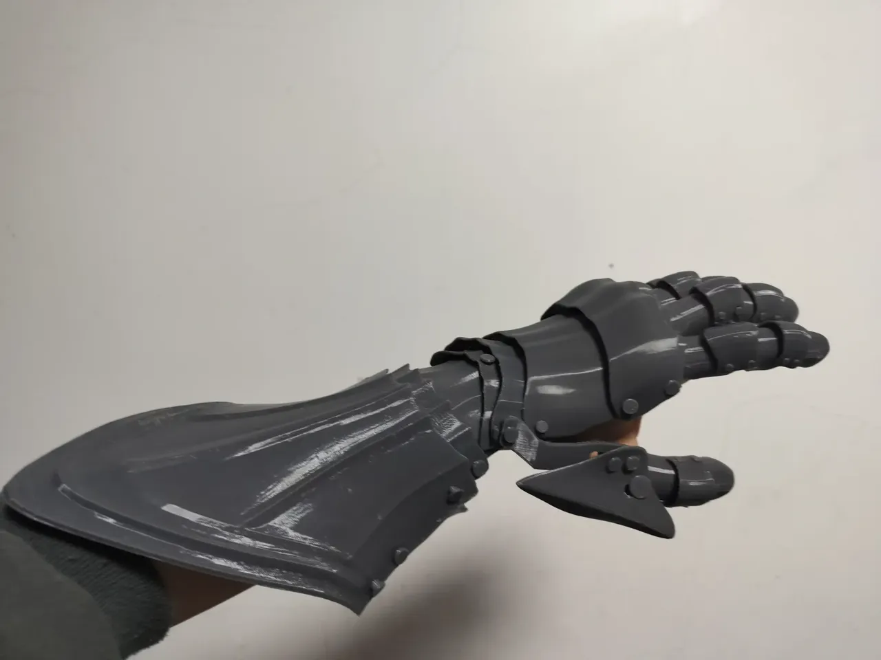 100％3D打印板甲手套，拼装模型，高灵活度，自带多尺寸替换件 view 3