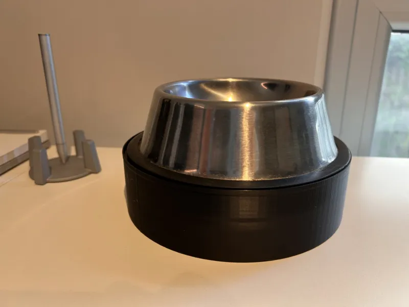 Simple Dog Bowl Riser