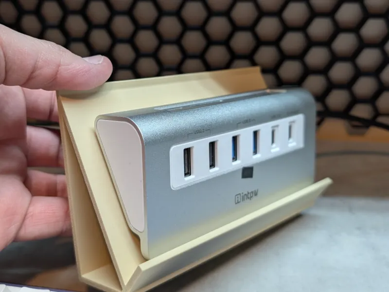INTPW USB Hub mount for HSW system