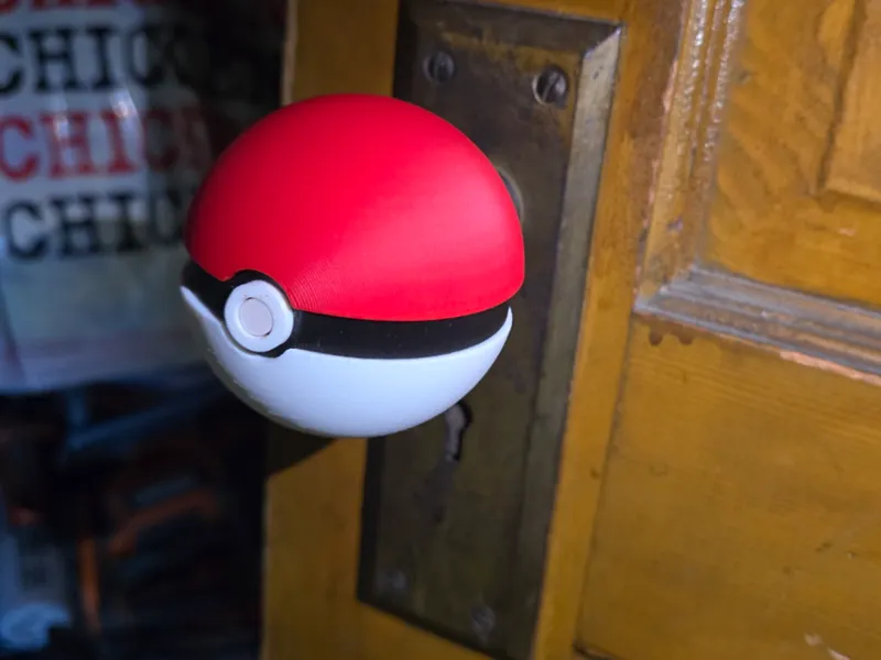 No AMS Poke Ball Door Knob (M3)