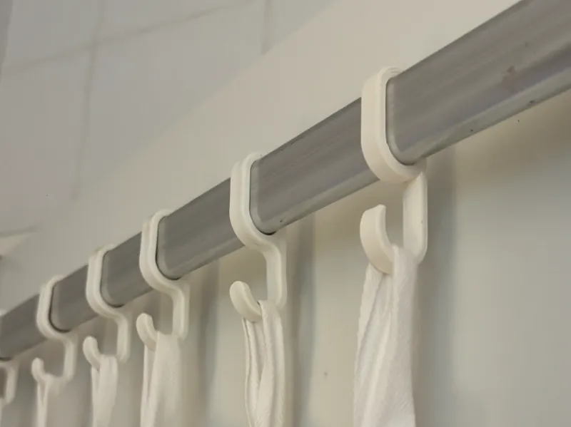 Hook for dirty laundry
