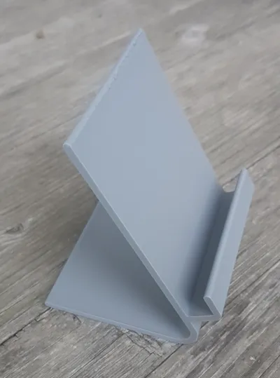 Phone Stand (no supports)