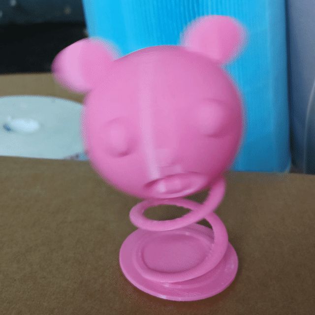 车内摆件摇头娃娃摇头晃脑摇摆摆件熊猫摆件办公室解压弹簧玩具