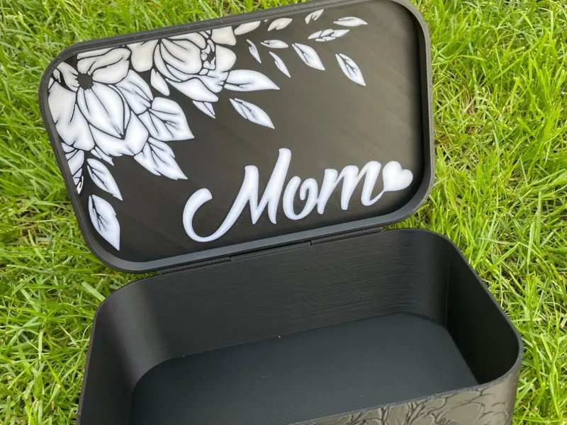 BloomBox  A Decorative Storage Case