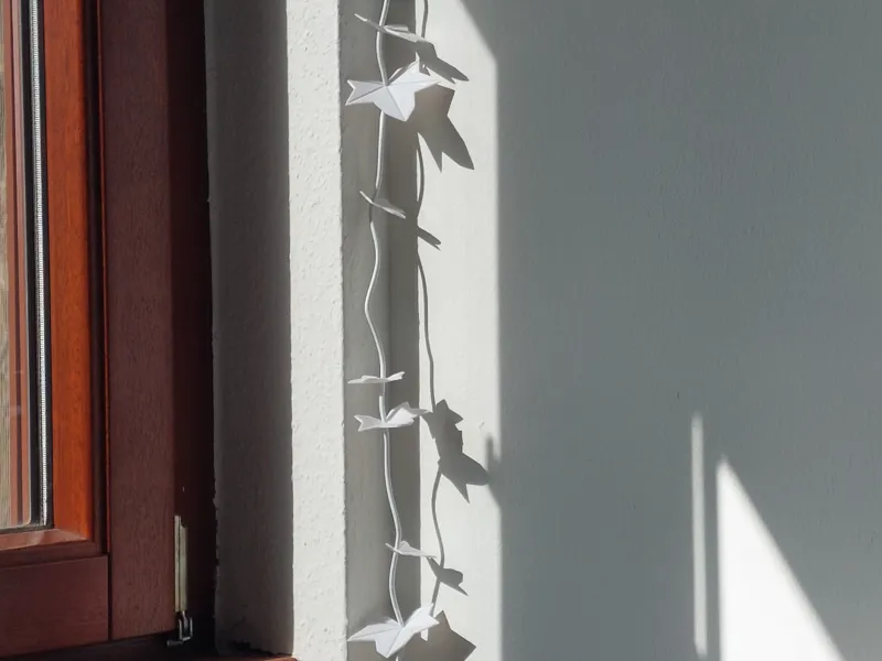 Cable leaves decoration