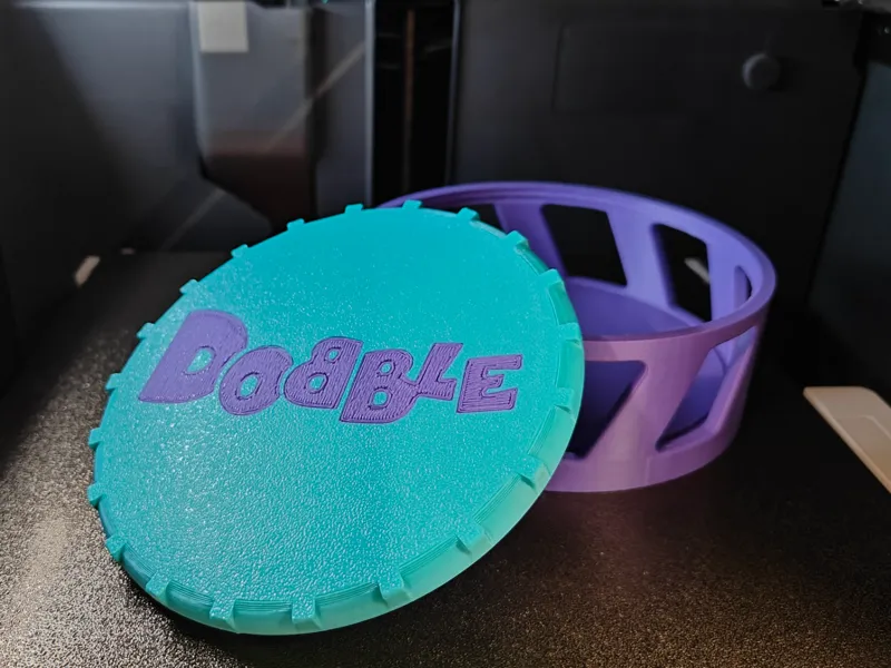 Dobble Travel box