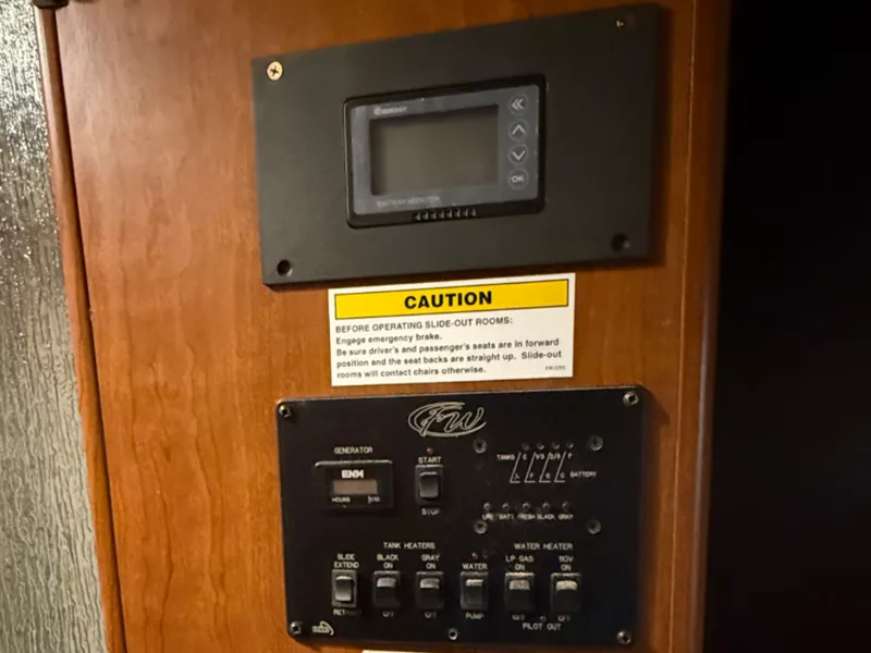 Renogy Battery Monitor Mount