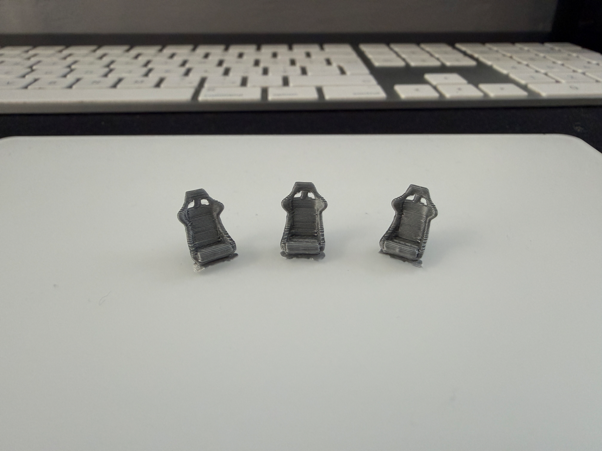 Car Seat 4 for 1:64 scale cars (Hotwheels, ...)