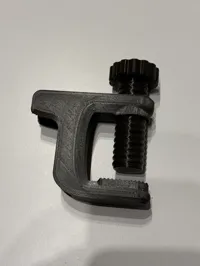 beverage cup clamp 