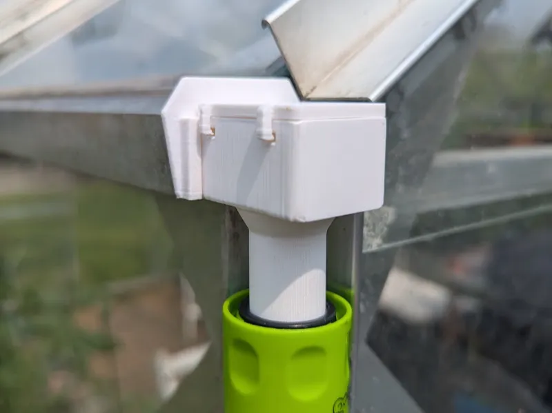 Greenhouse RainLink Bucket (Gutter collector)