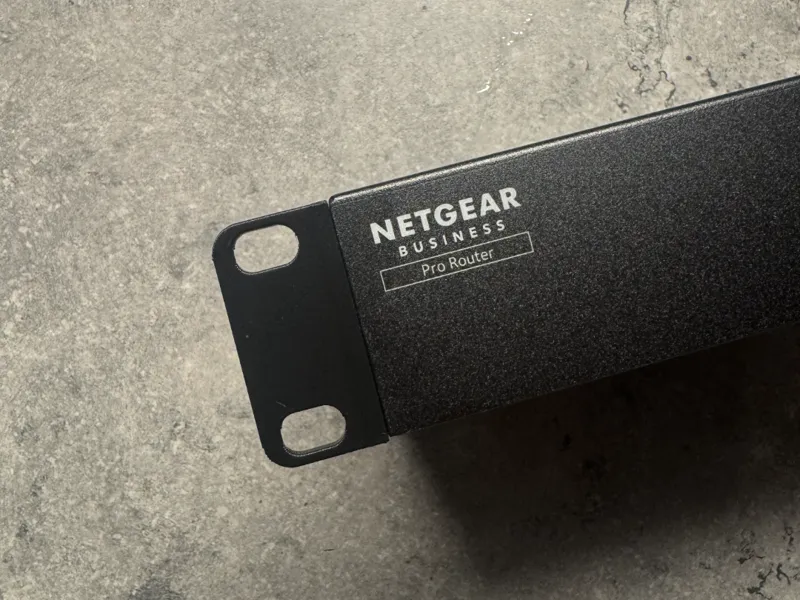 Netgear PR460X router - 19" rack mounts