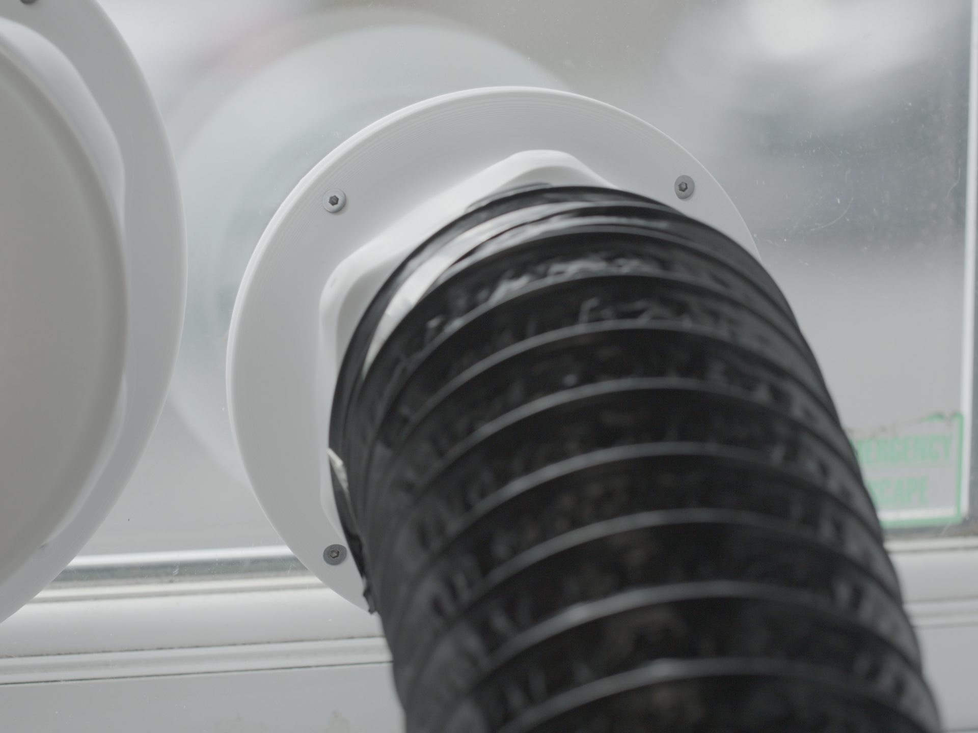 100mm Vent Hose Pass-Through Connector 3D model