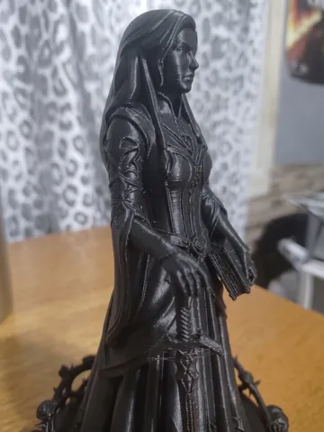 Modelo para impresión 3D: Feiticeira Gótica Graciosa Escultora do Crepúsculo — vista de referencia 3