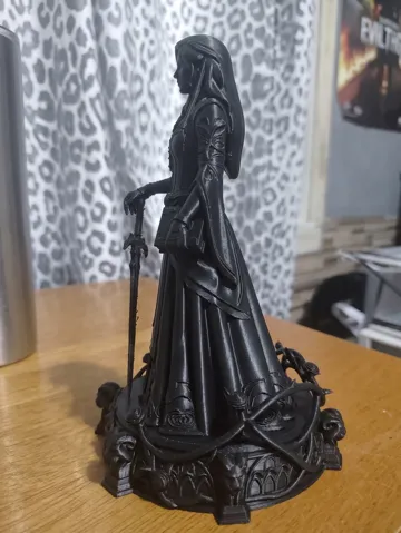 Modelo para impresión 3D: Feiticeira Gótica Graciosa Escultora do Crepúsculo — vista de referencia 4