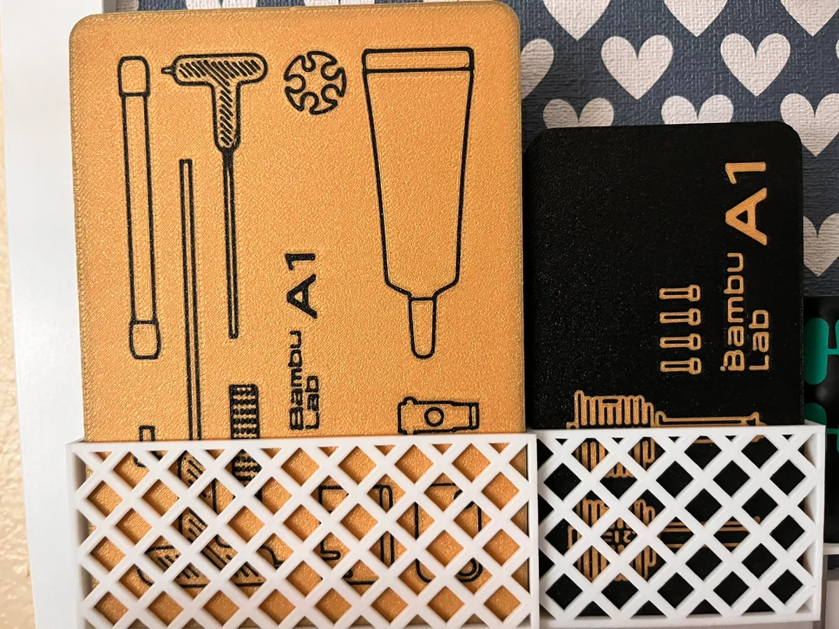 Support de rangement pour boîtiers d'accessoires