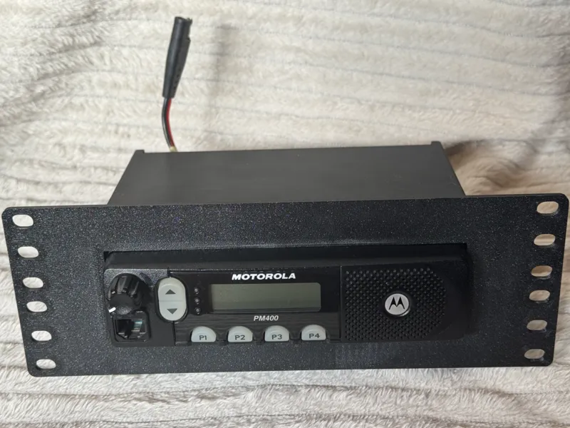 Motorola PM400 Radio 10" Rack Mount