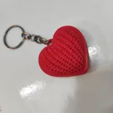 Ключодържател сърце с плетена текстура