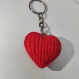 Ключодържател сърце с плетена текстура