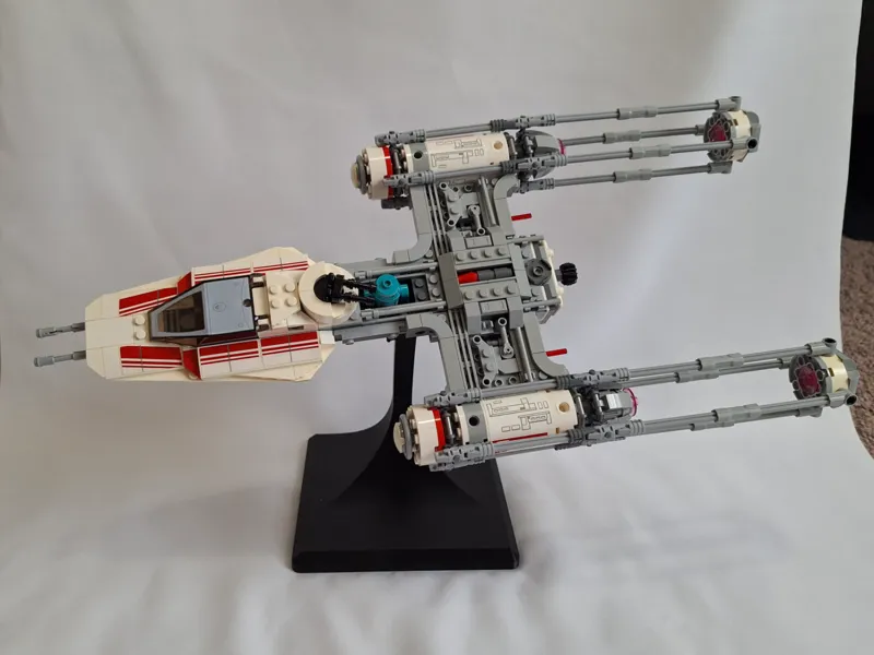 Display Stand for Star Wars set 75249/75172