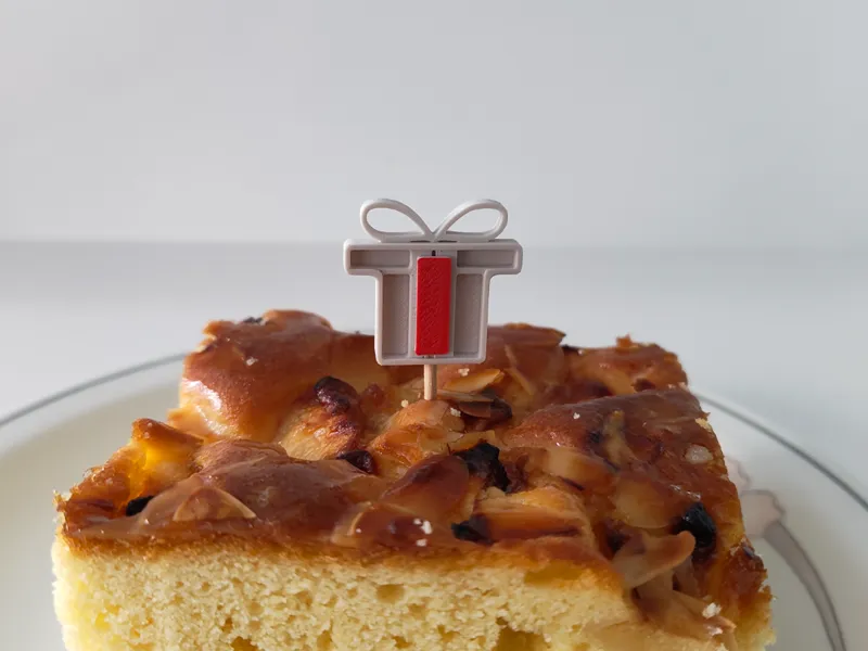 Present toothpick cap, foodsafe!