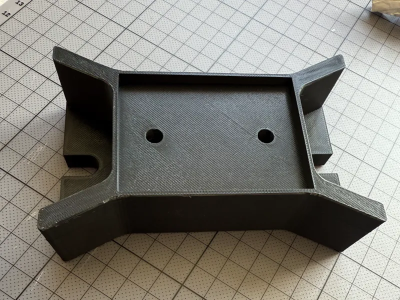 Pantera motor under holder piece
