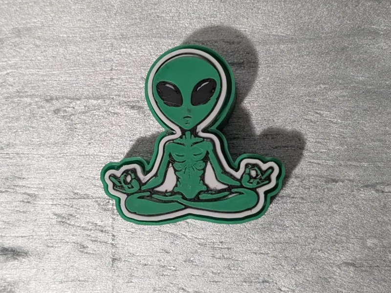 Meditating Alien Fidget Clicker